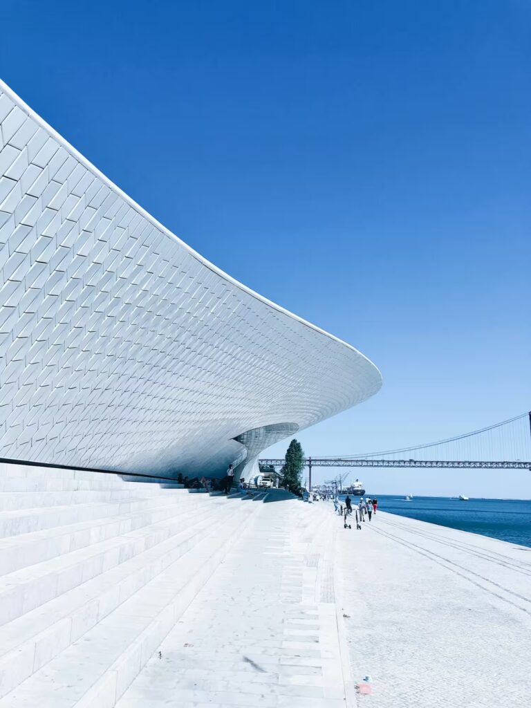 by Alex Aperios (@aperiosdesign01)